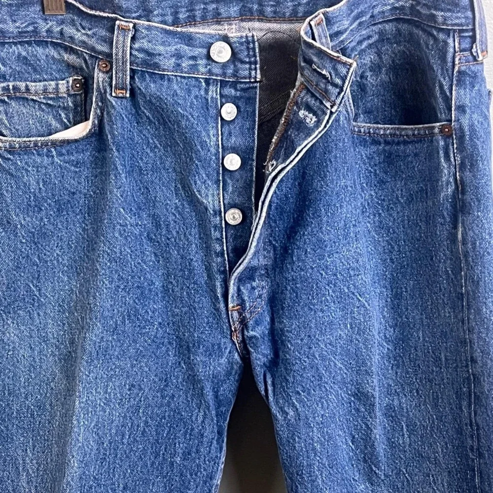 VTG 1992 Levi's Button Fly Denim Jeans Size 35x32 (34x29 Actual) USA 501-0115‎